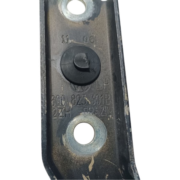 Dobradiça Capô Dianteiro Esquerdo Vw Polo 2004
