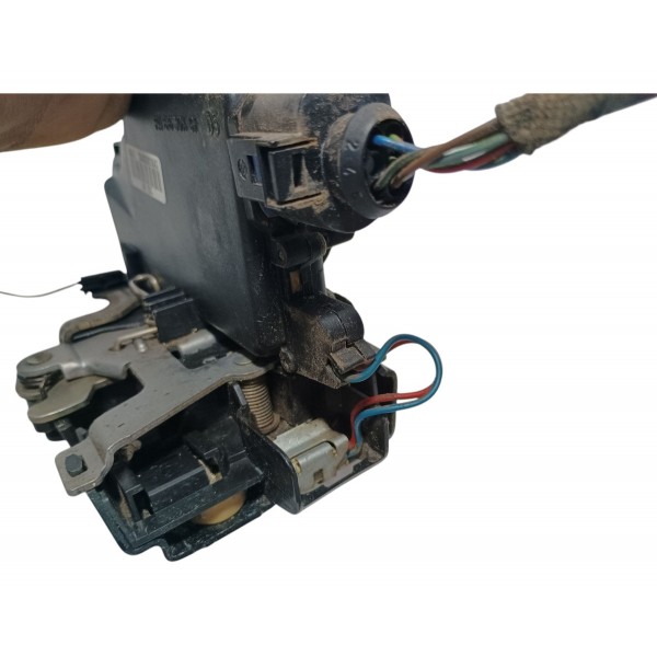 Fechadura Elétrica Traseira Direita Vw Polo 2004