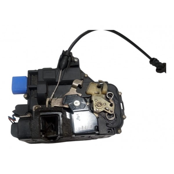 Fechadura Porta Dianteira Direita Vw Polo 2004