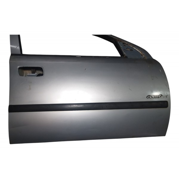 Porta Dianteira Gm Astra 2005 Direita 4p Detalhes Usado Dianteira Direita Cinza