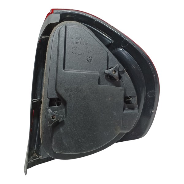 Lanterna Traseira Esquerda Renault Clio 2004
