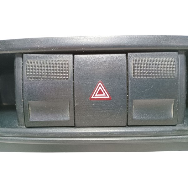 Moldura Painel Central Botão Alerta Vw Gol G4 2005