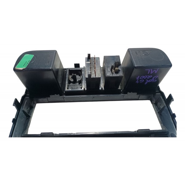 Moldura Central Botão Alerta Desembaçador Vw Gol G4 2007