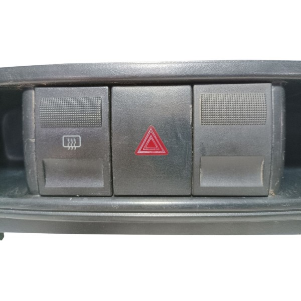 Moldura Central Botão Alerta Desembaçador Vw Gol G4 2005