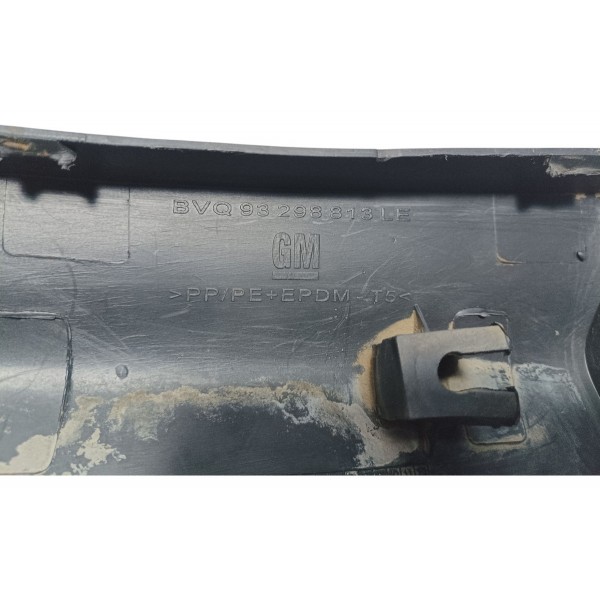 Moldura Parachoque Traseiro Esquerdo Gm Zafira 2003