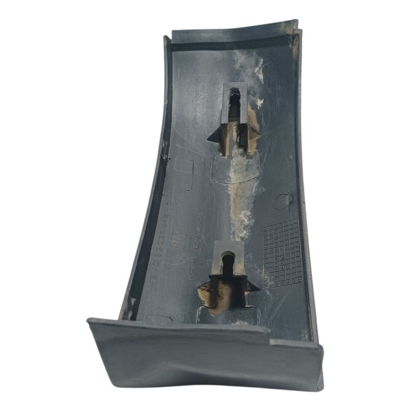 Moldura Parachoque Traseiro Direito Gm Zafira 2003