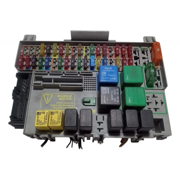 Caixa De Fusível Gm Zafira 2.0 2003