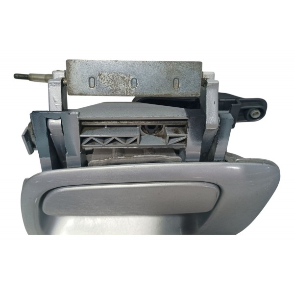 Maçaneta Externa Traseira Esquerda Gm Zafira 2003