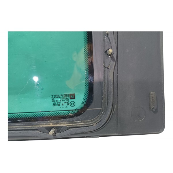 Vidro Fixo Lateral Traseiro Esquerdo Gm Zafira 2003