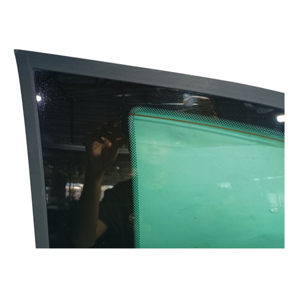 Vidro Fixo Lateral Traseiro Esquerdo Gm Zafira 2003