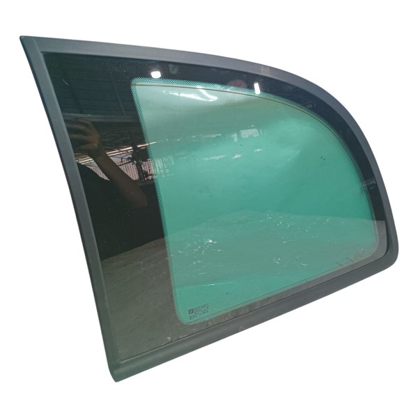 Vidro Fixo Lateral Traseiro Esquerdo Gm Zafira 2003