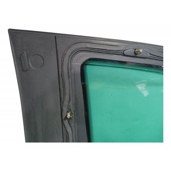 Vidro Fixo Lateral Traseiro Direito Gm Zafira 2003