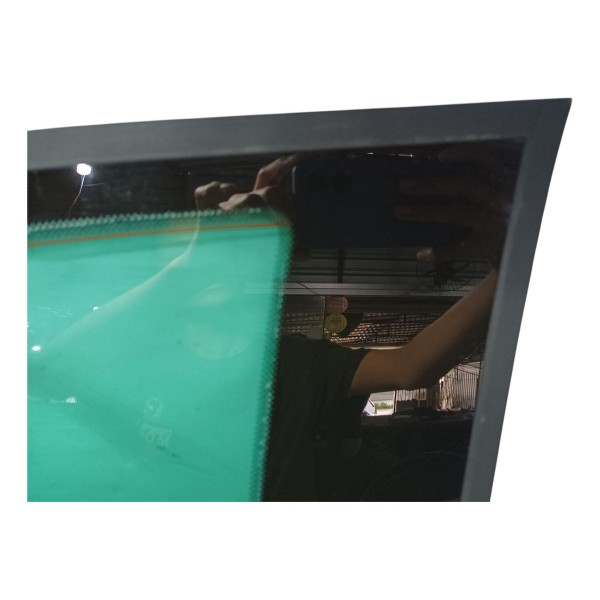 Vidro Fixo Lateral Traseiro Direito Gm Zafira 2003