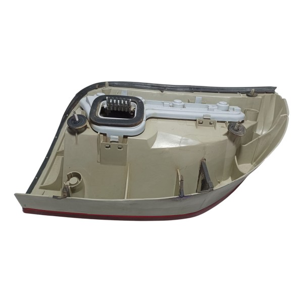 Lanterna Traseira Direita Gm Zafira 2003 Direito/passageiro Vermelho