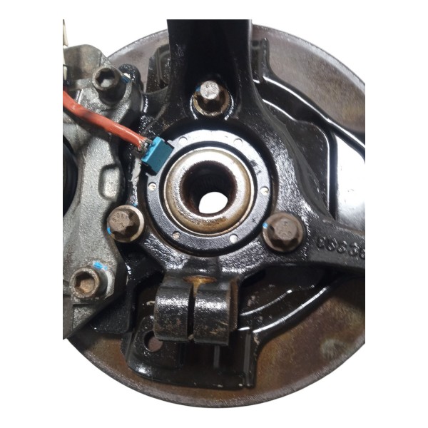 Montante Dianteiro Gm Zafira Automático Pinça Disco Direita