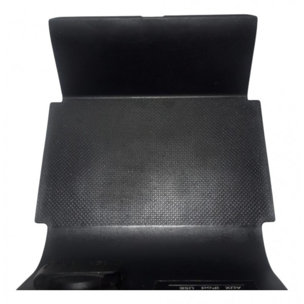 Moldura Central Usb Acendedor Hyundai Hb20 2014