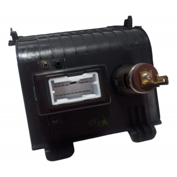 Moldura Central Usb Acendedor Hyundai Hb20 2014