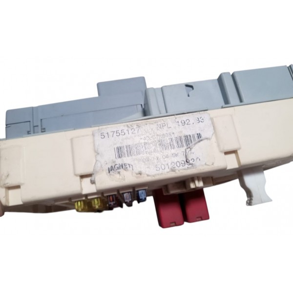 Caixa De Fusível Fiat Stilo 1.8 8v Flex 2004 51755127