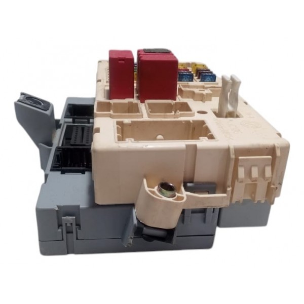 Caixa De Fusível Fiat Stilo 1.8 8v Flex 2004 51755127