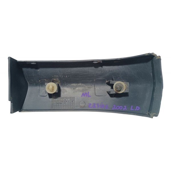 Moldura Parachoque Traseiro Direito Gm Zafira 2002