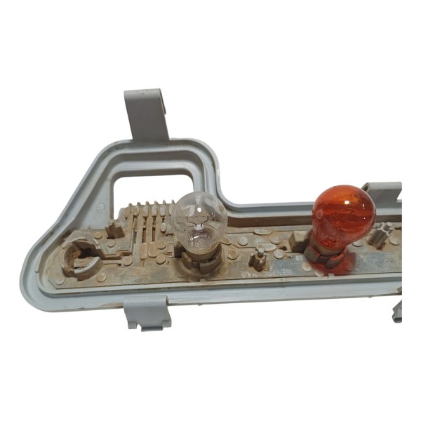 Soquete Circuito Lanterna Traseira Direita Gm Zafira 2002