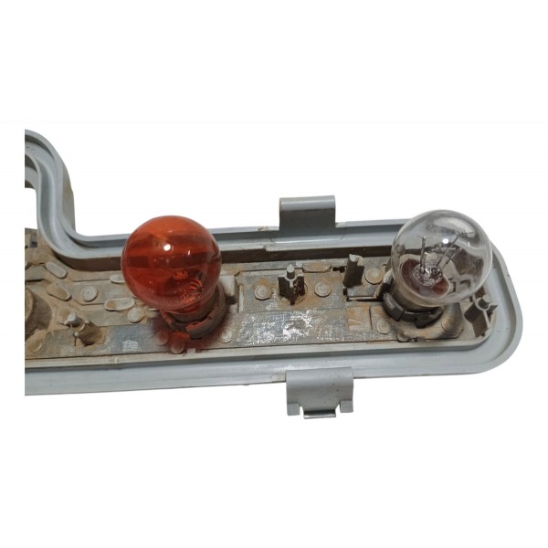 Soquete Circuito Lanterna Traseira Direita Gm Zafira 2002