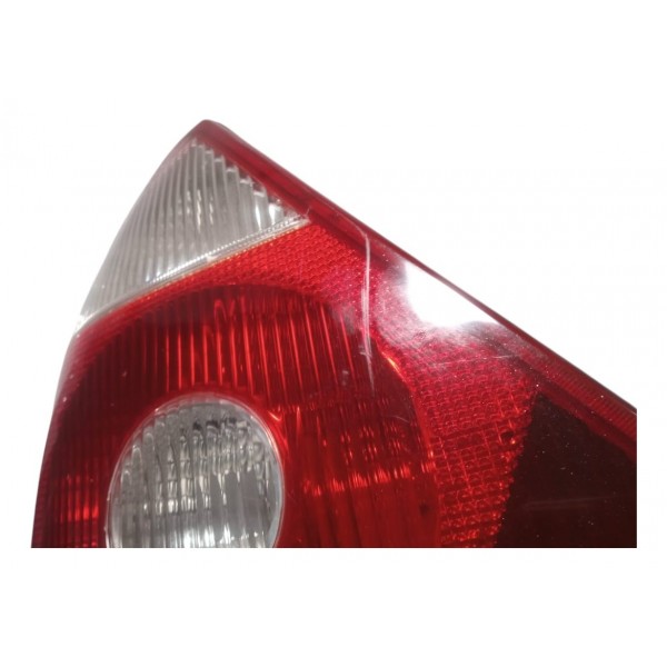 Lanterna Esquerda Ford Mondeo 2005 Esquerdo/motorista Vermelho