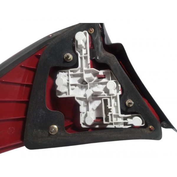 Lanterna Direita Ford Mondeo 2005 Direito/passageiro Vermelho