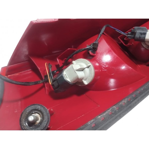 Lanterna Direita Ford Focus 2005 Direito/passageiro Vermelho