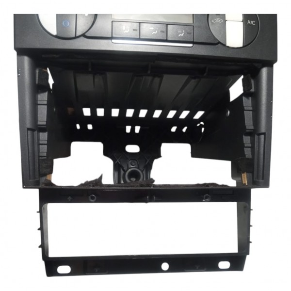 Moldura Central Comando Ar Difusor Ford Mondeo 2005