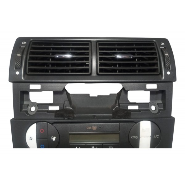 Moldura Central Comando Ar Difusor Ford Mondeo 2005