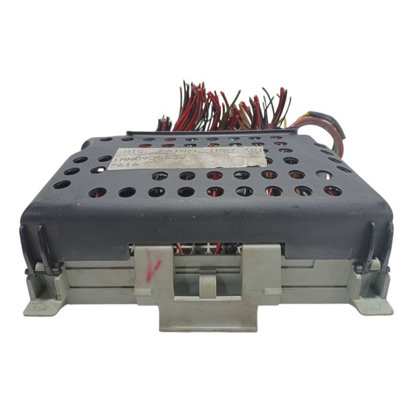 Caixa De Fusível Gm Zafira 2.0 2003