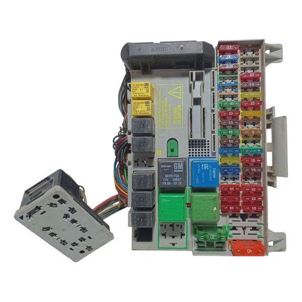 Caixa De Fusível Gm Zafira 2.0 2003