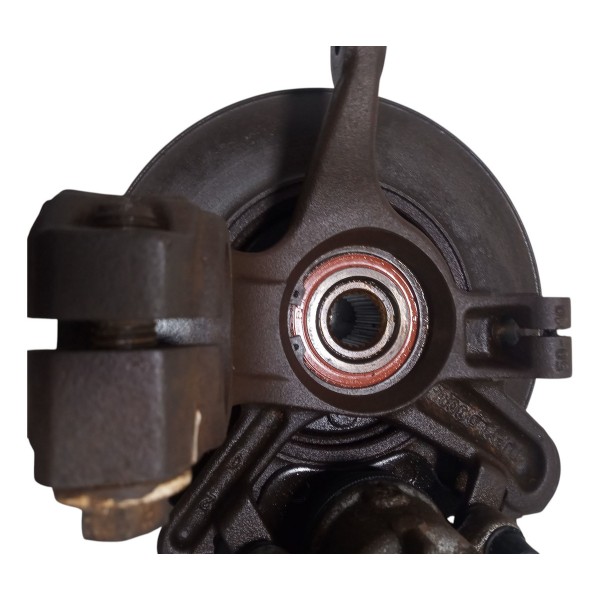 Montante Dianteiro Direita Ford Focus Pinça 2005 Usado