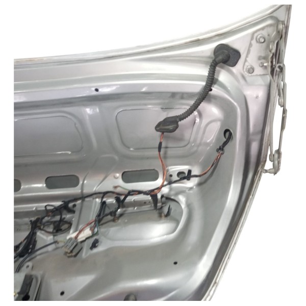 Capo Tampa Traseira Ford Mondeo 2004