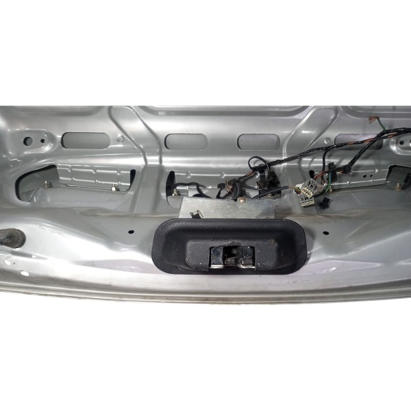 Capo Tampa Traseira Ford Mondeo 2004