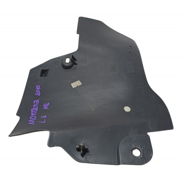 Acabamento Lateral Esquerdo Gm Corsa Montana 2010