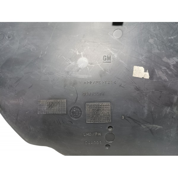 Acabamento Lateral Direito Gm Corsa Montana 2010