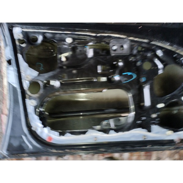 Porta Dianteira Lado Direito Fiat Siena 2005 Com Avarias Dianteira Direito Preto