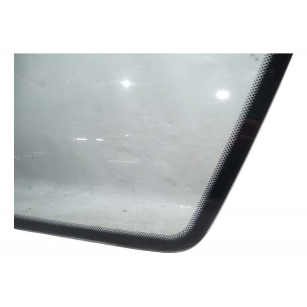 Vidro Fixo Lateral Traseiro Direito Kia Sportage 2000