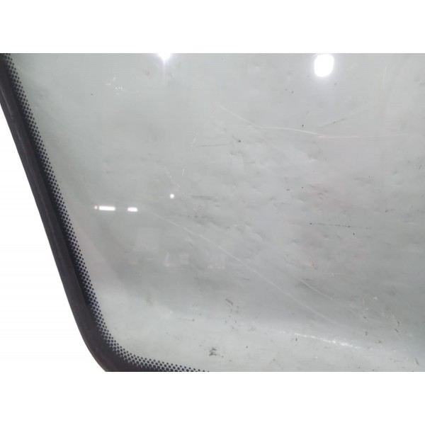 Vidro Fixo Lateral Traseiro Direito Kia Sportage 2000