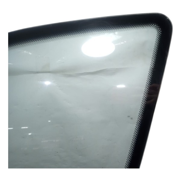 Vidro Fixo Lateral Traseiro Direito Kia Sportage 2000
