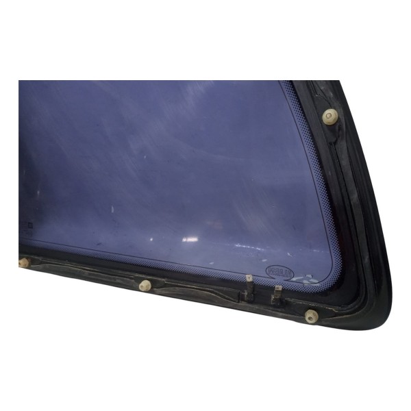 Vidro Fixo Lateral Traseiro Direito Gm Zafira 2003