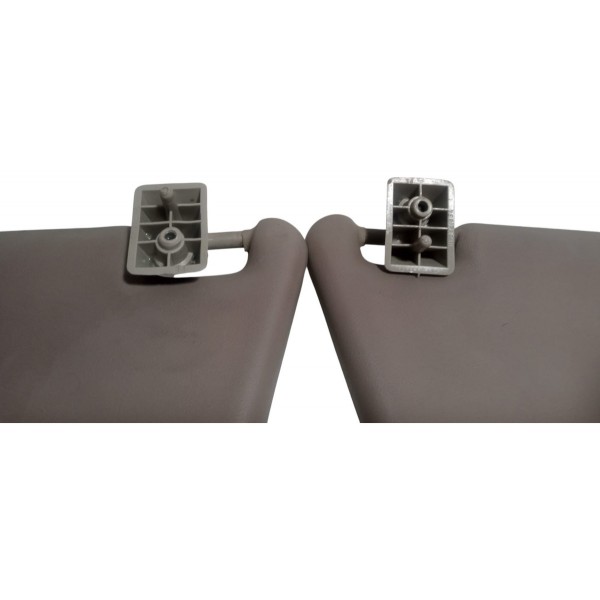 Quebra Sol Gm Celta 2003 Par