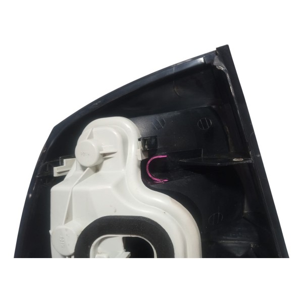 Lanterna Direita Gm Astra Sedan 2005 Com Detalhe