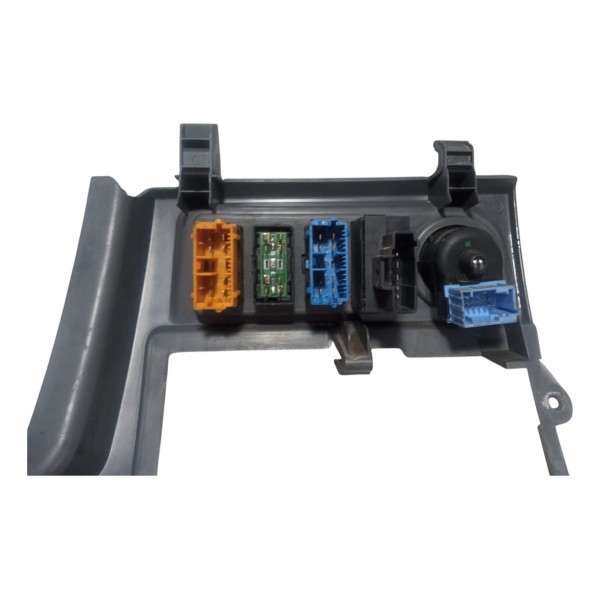 Moldura Inferior Painel Botões Citroen Picasso 2005