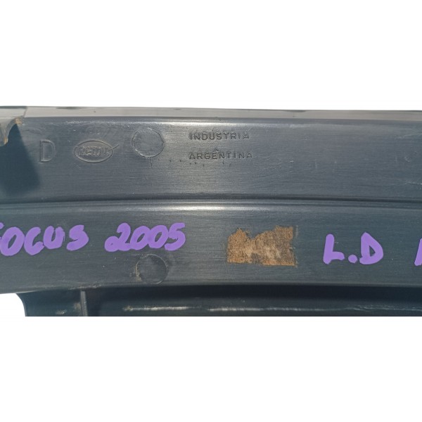 Moldura Farol Milha Lado Direito Ford Focus 2005