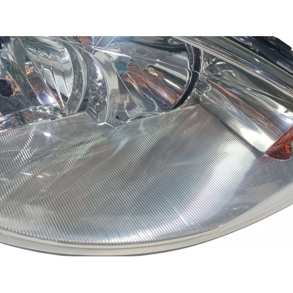 Farol Lado Direito Ford Focus 2005 Recuperado Direito/passageiro