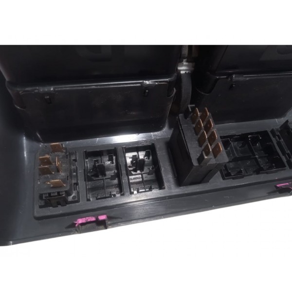 Moldura Central Botão Alerta Vidro Vw Gol G3 Com Detalhe