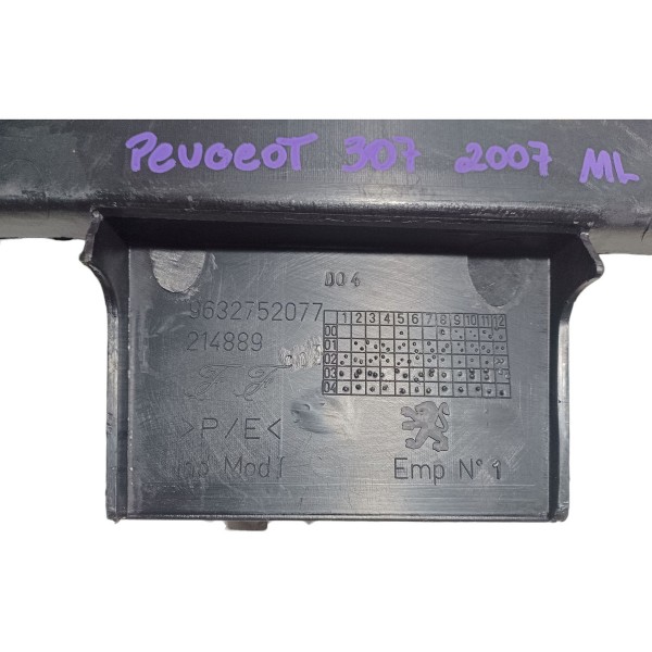 Moldura Acabamento Interno Porta Malas Peugeot 307 2007